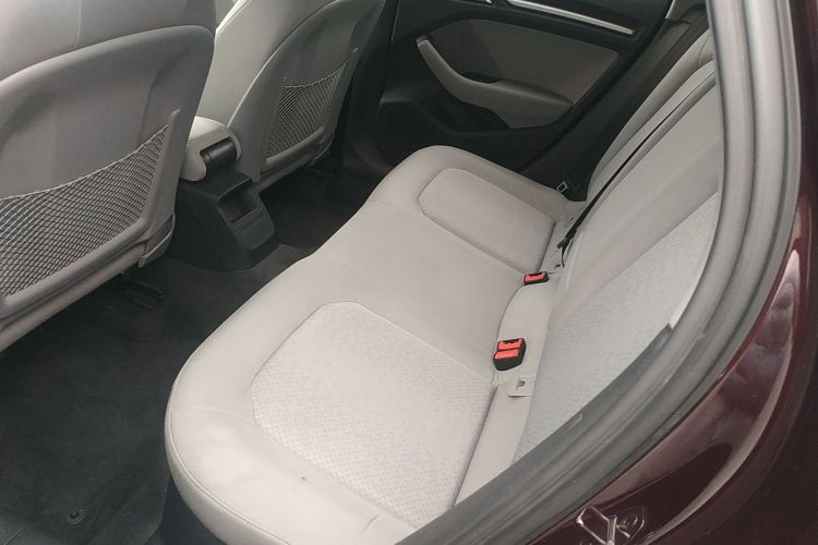 奥迪A3 2018款 30周年年型 Sportback 35 TFSI 进取型中控内饰7004