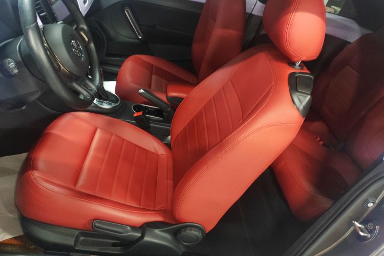 大众 甲壳虫 2015款 180TSI中控内饰19