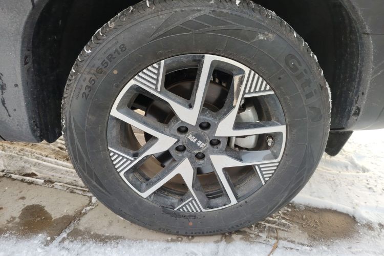 北京越野 北京BJ30 2024款 1.5T 轻野Pro版车身外观10