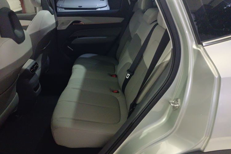 奔腾 悦意03 2025款 565km 臻享版中控内饰21