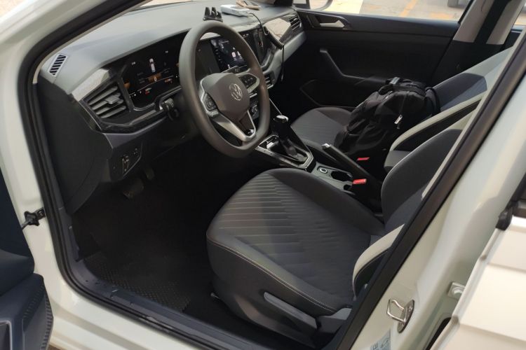 大众 朗逸 2023款 新锐 1.5L 自动新逸版中控内饰19