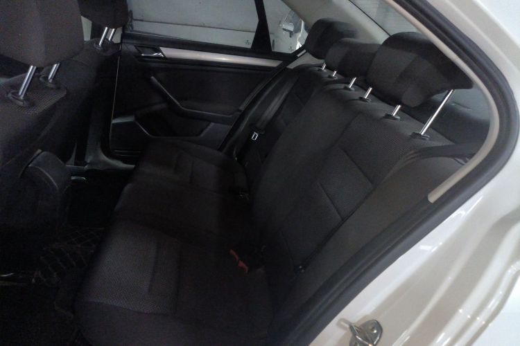 大众 2019款 改款 宝来·传奇 1.5L 手动时尚型 国VI中控内饰7004