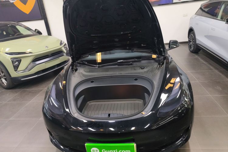 特斯拉 Model 3 2022款 后轮驱动版机舱底盘24