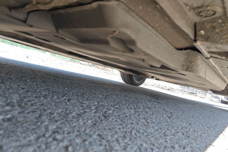 丰田 凯美瑞 2023款 双擎 2.5HG 豪华版局部细节9004