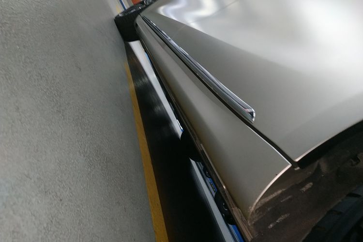 鸿蒙智行 享界S9 2024款 纯电 Ultra 四驱旗舰版局部细节9002