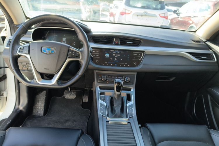 吉利汽车 帝豪 2018款 1.5L CVT向上互联版中控内饰12