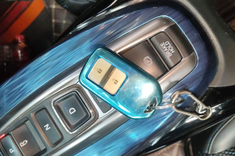 思铭 东风本田X-NV 2020款 风驰版中控内饰11