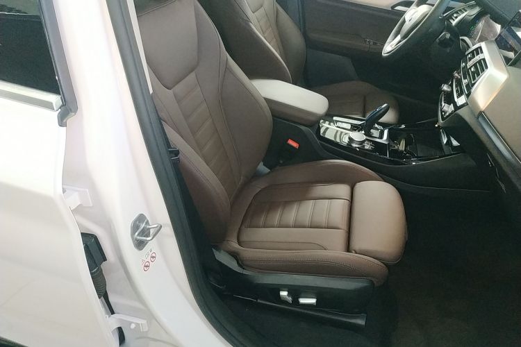 宝马iX3 2021款 改款 创领型局部细节41