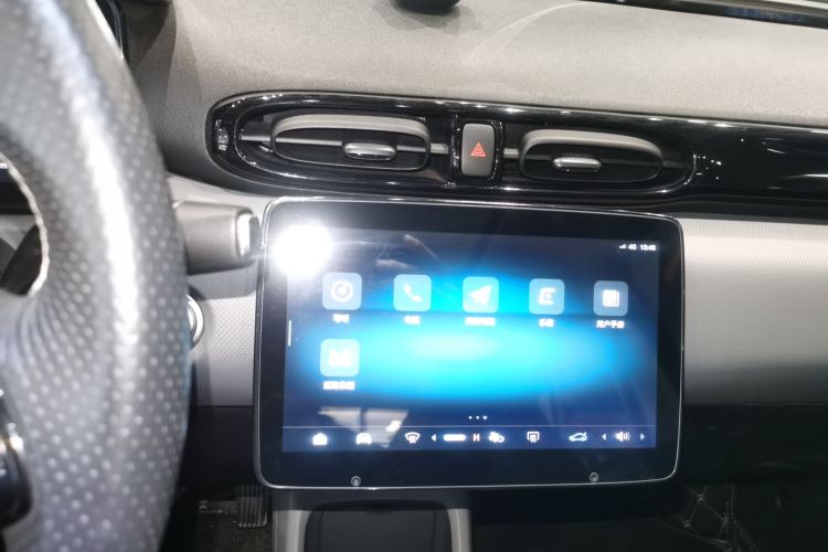 零跑汽车 零跑T03 2021款 400舒享版中控内饰16