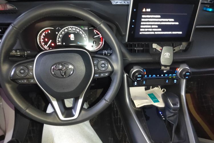 丰田 RAV4荣放 2021款 2.0L CVT两驱风尚PLUS版中控内饰12