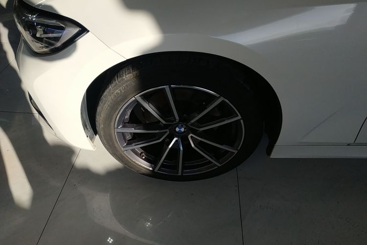 宝马3系 2022款 改款 320Li M运动套装车身外观6007