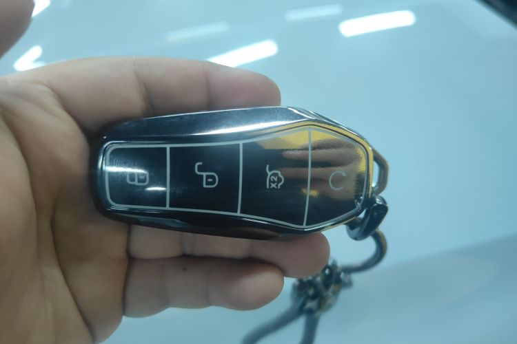 比亚迪 秦L 2025款 DM-i 智驾版 120KM领先型中控内饰7001