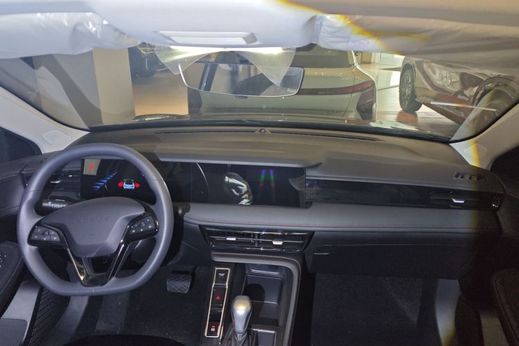 荣威i5 2026款 1.5L CVT豪华版中控内饰12