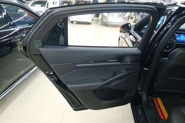 福特 蒙迪欧 2023款 EcoBoost 180 舒雅型中控内饰7008