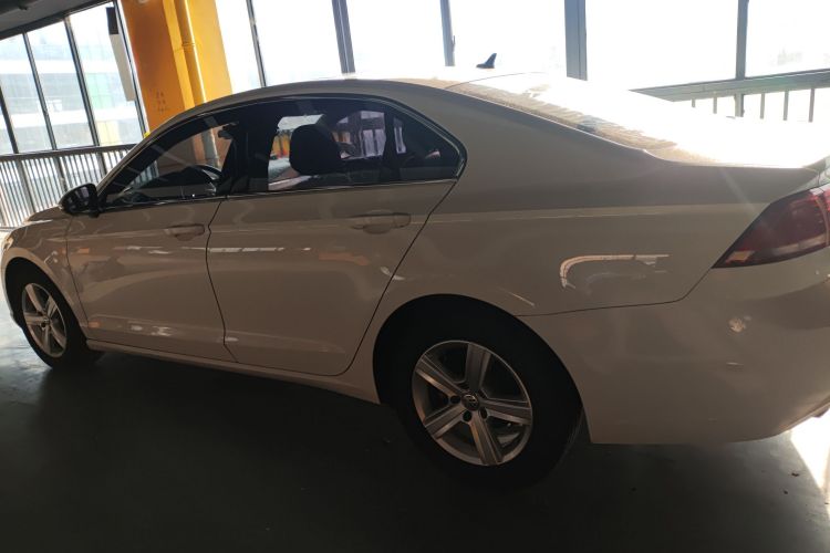 大众 凌渡 2017款 230TSI 手动风尚版车身外观6003