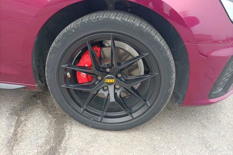 奥迪A4L 2020款 40 TFSI 时尚动感型车身外观10