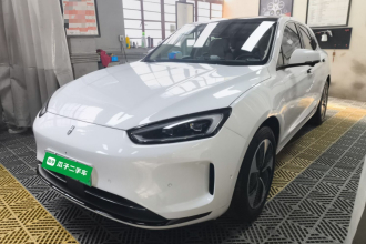 鸿蒙智行 问界M5 2022款 纯电后驱标准版