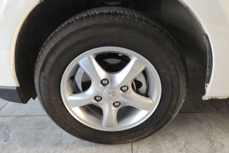 长安凯程 2021款 1.5L欧诺S智享版双蒸空调客车JL473QG车身外观6007