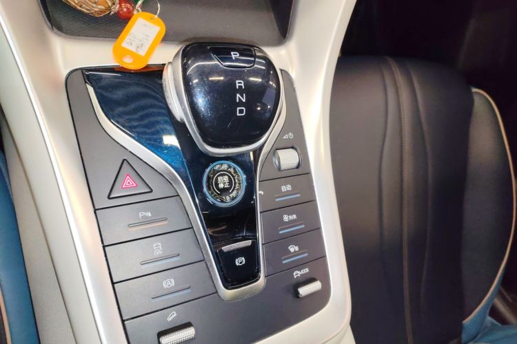 比亚迪 宋Pro 2021款 1.5T 自动骁云版精英型中控内饰18