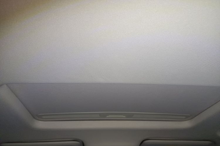 别克 君威 2017款 20T 尊贵型中控内饰22