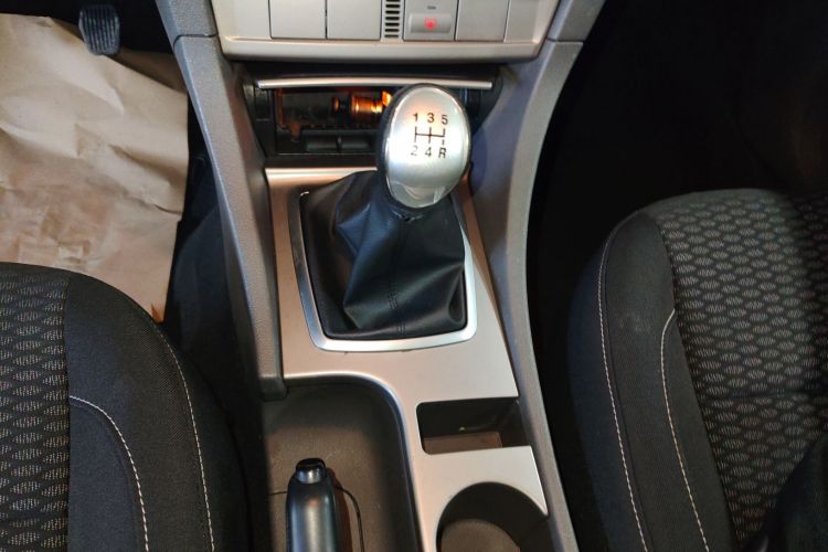 福特 福克斯 2013款 两厢经典 1.8L 手动百万纪念版中控内饰18