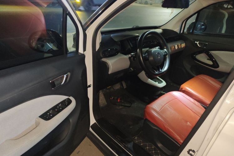 零跑汽车 零跑T03 2022款 皓玉版中控内饰7003