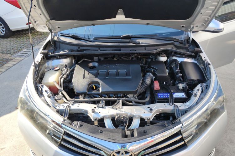 丰田 卡罗拉 2014款 1.6L CVT GL机舱底盘24