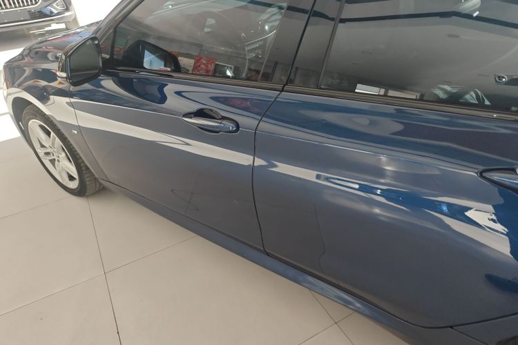 宝马1系 2021款 120i M运动曜夜版车身外观4