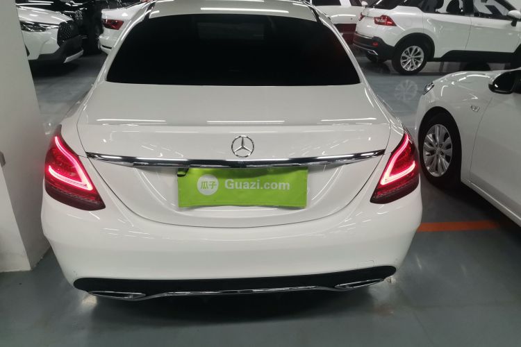 奔驰C级 2020款 改款 C 200 L 时尚型运动版车身外观6