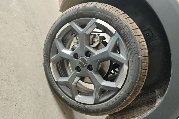 比亚迪 海鸥 2025款 智驾版 405km 自在版车身外观6008