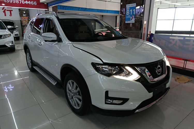 日产 奇骏 2017款 2.0L CVT舒适版 2WD车身外观6002