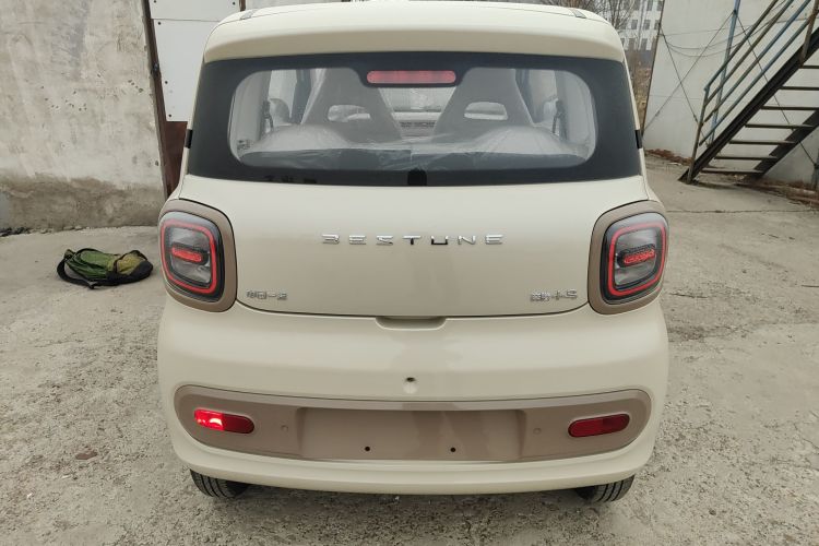 奔腾小马 2026款 222km 萌趣马 Plus车身外观6