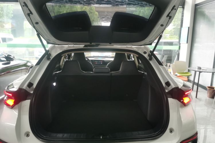 长安UNI-T 2020款 1.5T 尊贵型局部细节23