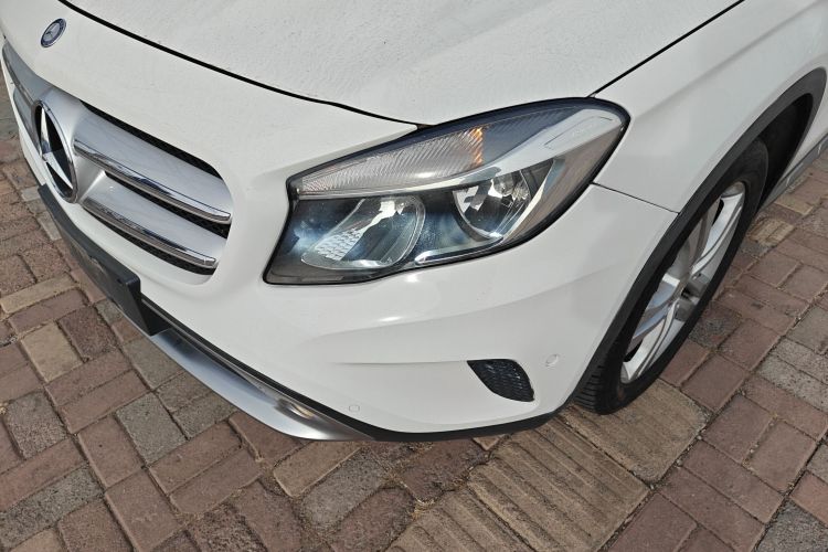 奔驰GLA 2016款 GLA 200 动感型局部细节36