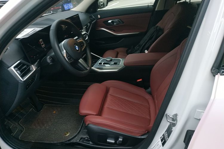 宝马3系 2023款 325Li M运动曜夜套装中控内饰19