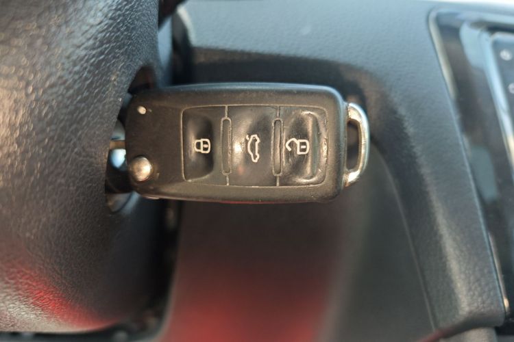 大众 桑塔纳 2015款 1.6L 自动舒适版中控内饰7001