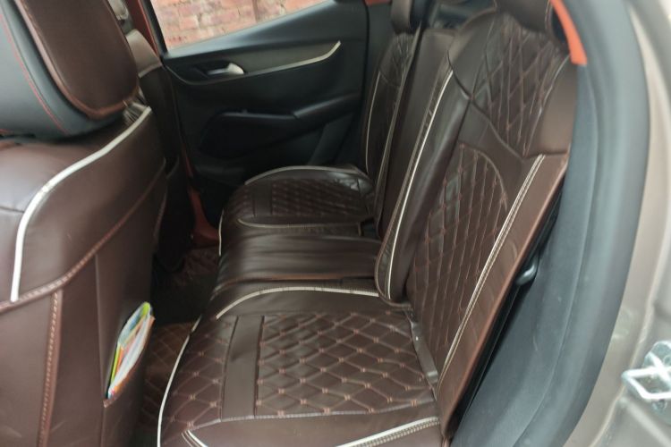 宝沃BX5 2017款 25TGDI 自动两驱风尚Plus型中控内饰21