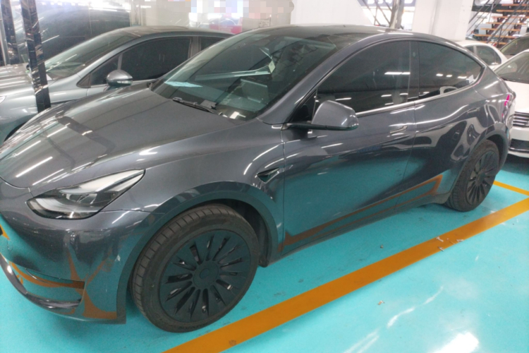 特斯拉 Model Y 2022款 改款 后轮驱动版车身外观6003