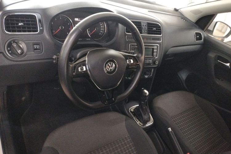 大众 Polo 2016款 1.6L 自动舒适型中控内饰12