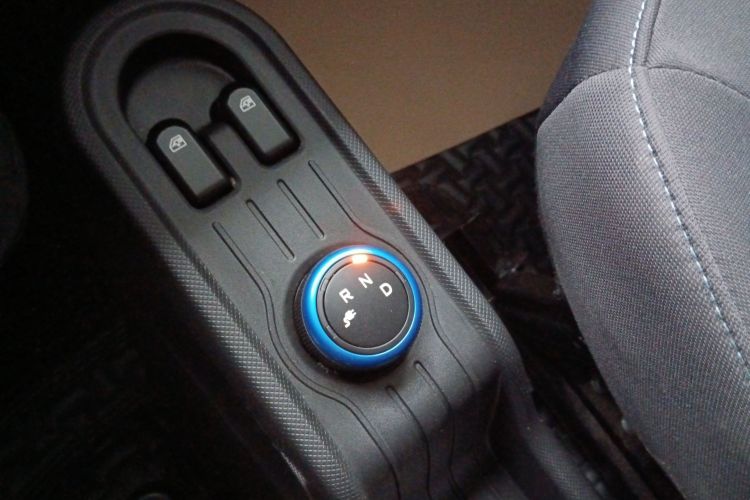 五菱汽车 宏光MINIEV 2021款 马卡龙夹心款 170km 磷酸铁锂局部细节18