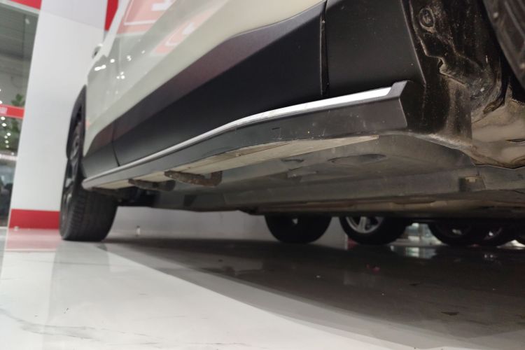 丰田 RAV4荣放 2020款 2.0L CVT四驱尊贵版局部细节9001