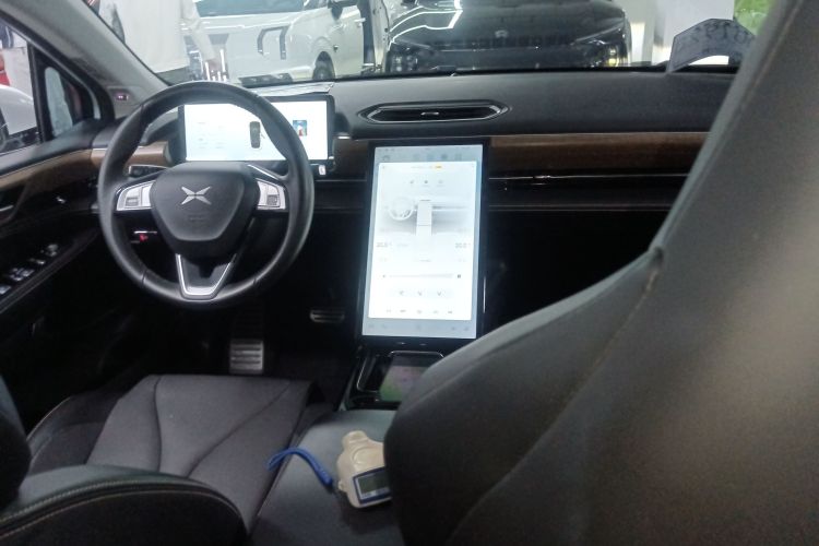 小鹏P5 2021款 460E+中控内饰7002