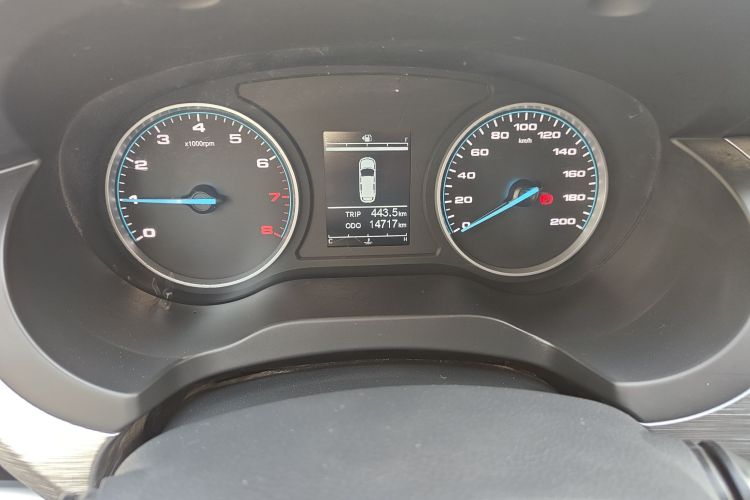 江淮瑞风 瑞风M3 2023款 PLUS 1.8L 9座智联版中控内饰15