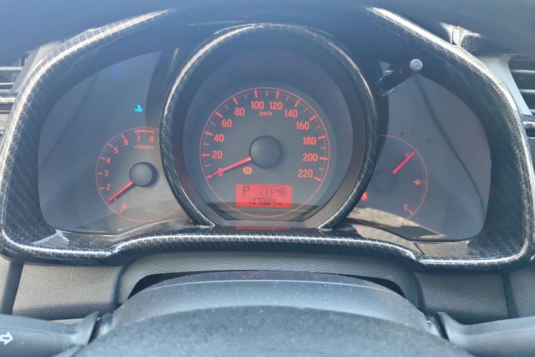 本田 飞度 2014款 1.5L LX CVT舒适型中控内饰14