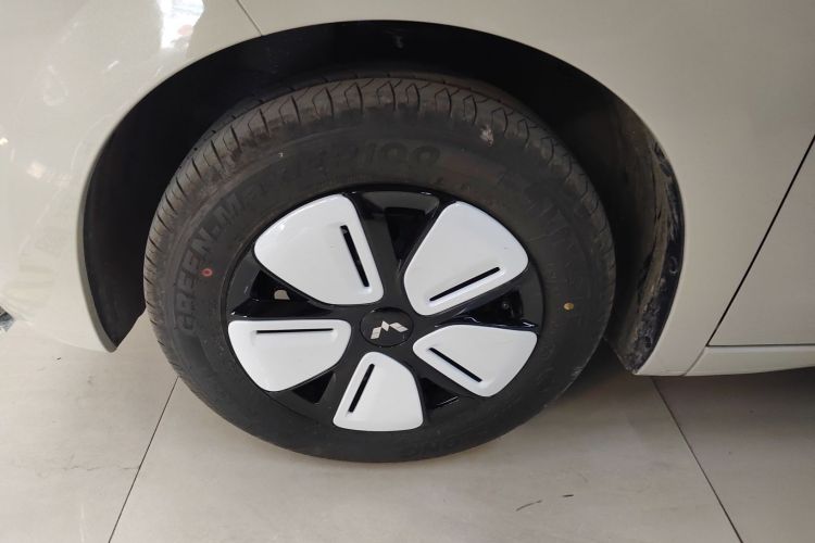 五菱汽车 宏光MINIEV 2025款 四门版 进阶款车身外观6007