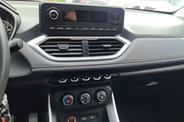 宝骏530 2018款 1.5T 手动舒适型 国V局部细节16