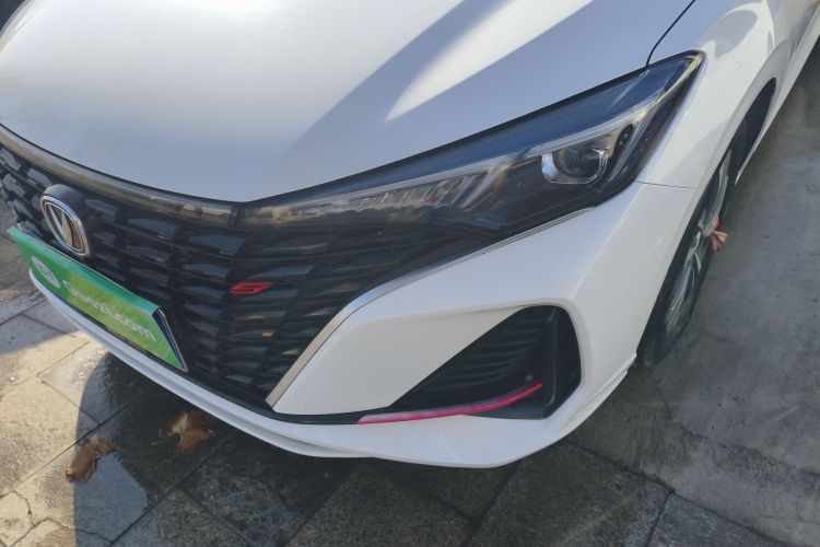 长安 逸动 2022款 PLUS 蓝鲸NE 1.4T GDI DCT尊贵版局部细节36