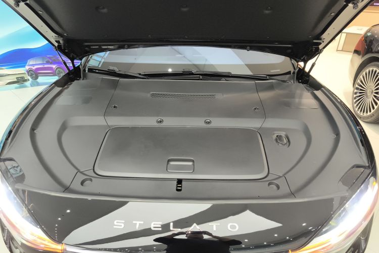 鸿蒙智行 享界S9 2024款 纯电 Ultra 四驱旗舰版机舱底盘24