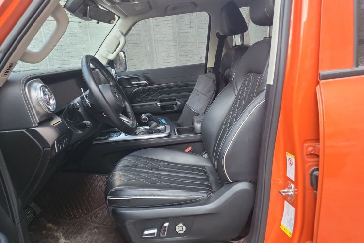 坦克300 2023款 越野版 2.0T 挑战者中控内饰19