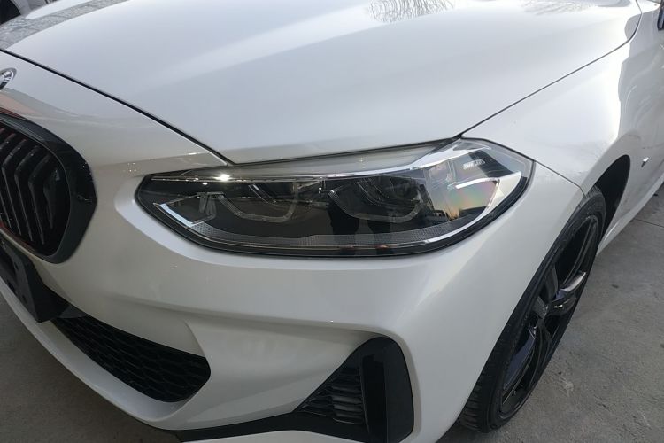 宝马1系 2021款 改款 125i M运动曜夜版局部细节36